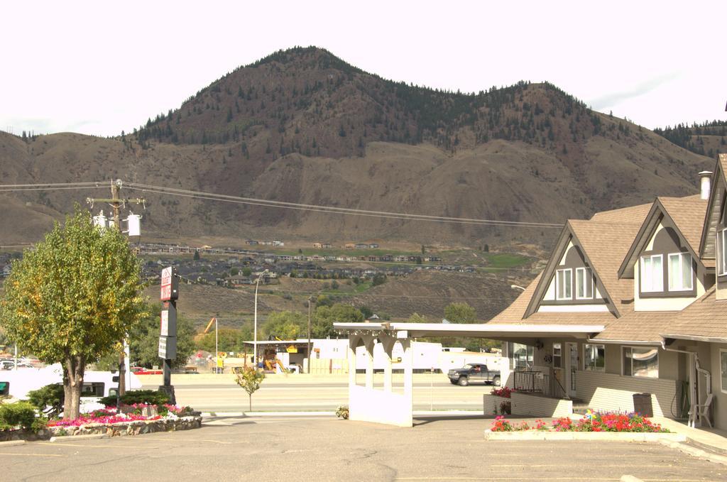 Best Budget Inn & Suites Kamloops Exterior photo
