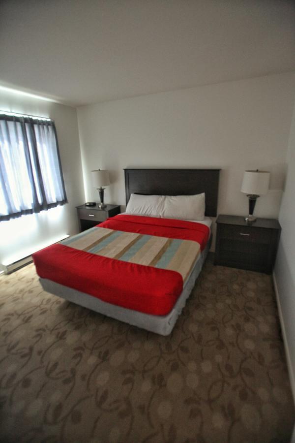 Best Budget Inn & Suites Kamloops Exterior photo